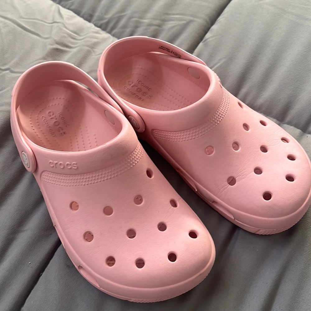 Pink crocs